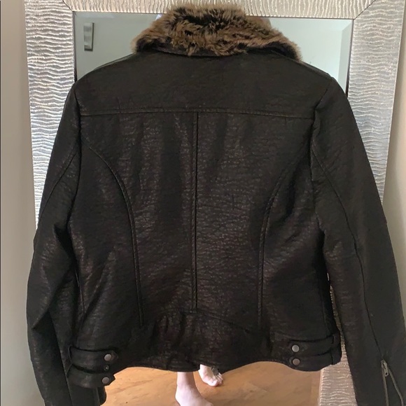 Jacket - Picture 6 of 6